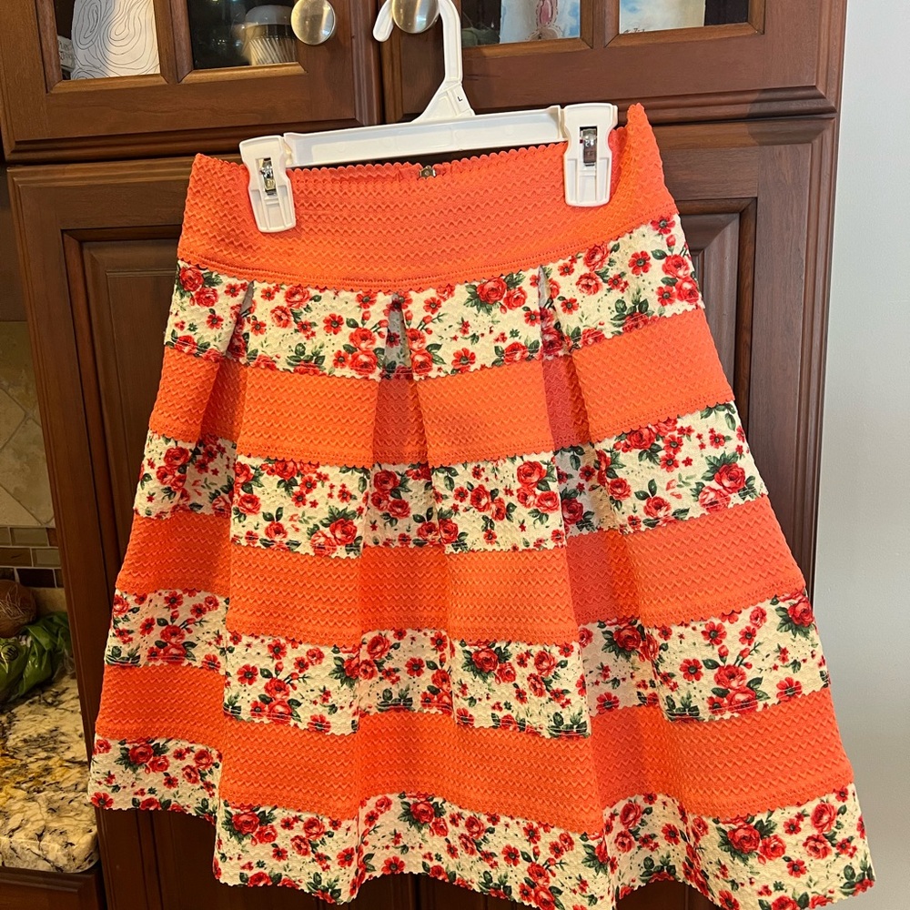 A line skirt